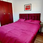 Eilat Octopus Apartment - אילת אוקטופוס -שני חדרים וסלון, בריכה בקיץ